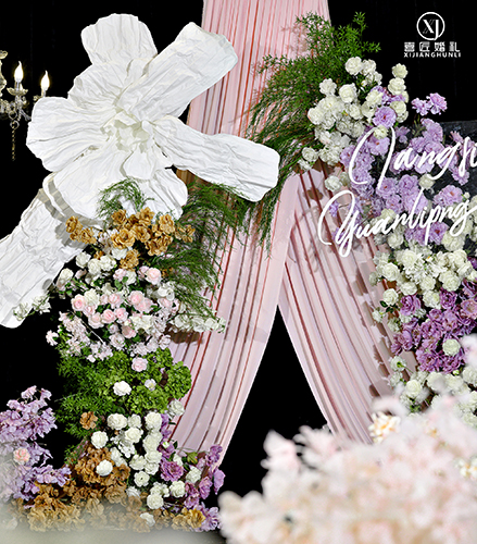 云顶酒店小众粉紫色