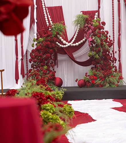 石笋镇室外红色婚礼