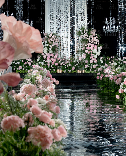 燕川酒店大气清新粉